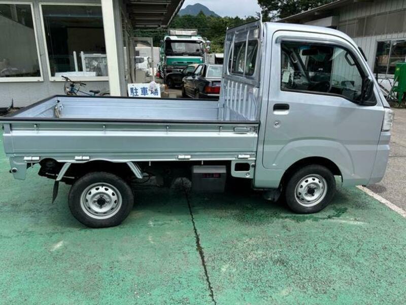 HIJET TRUCK-2