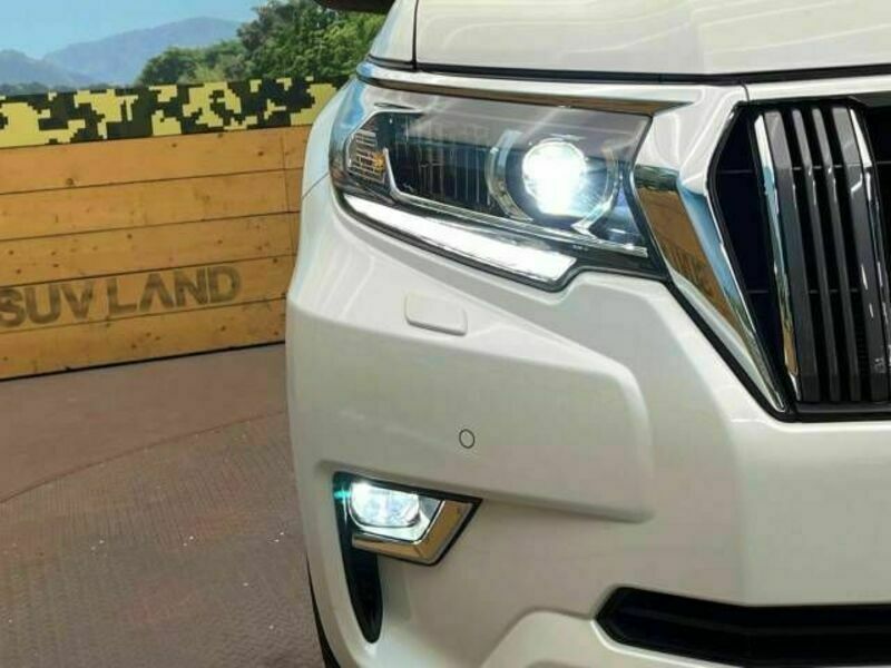 LAND CRUISER PRADO-12