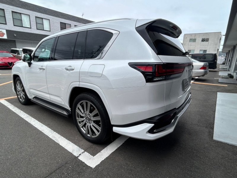 LX
