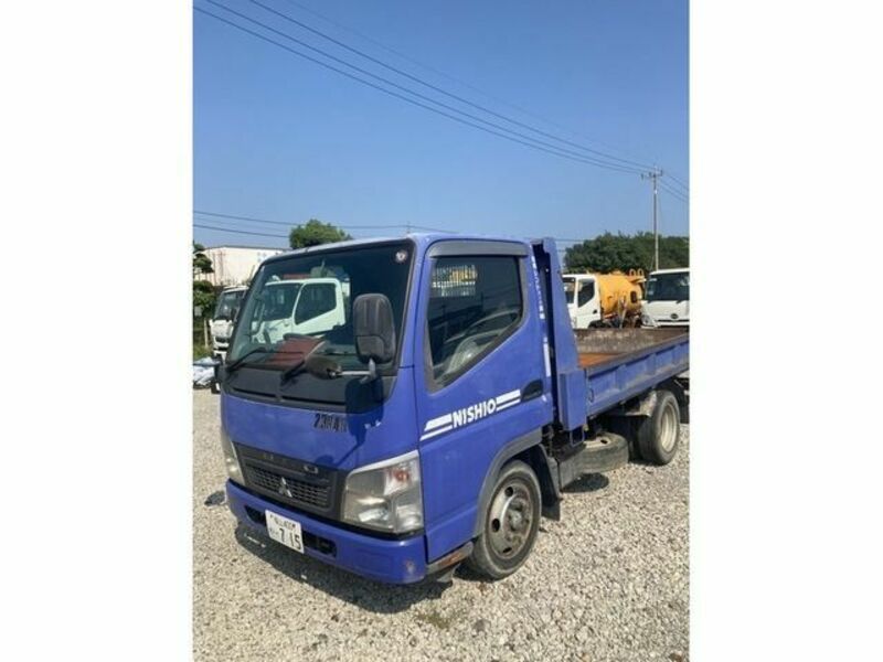 MITSUBISHI　CANTER