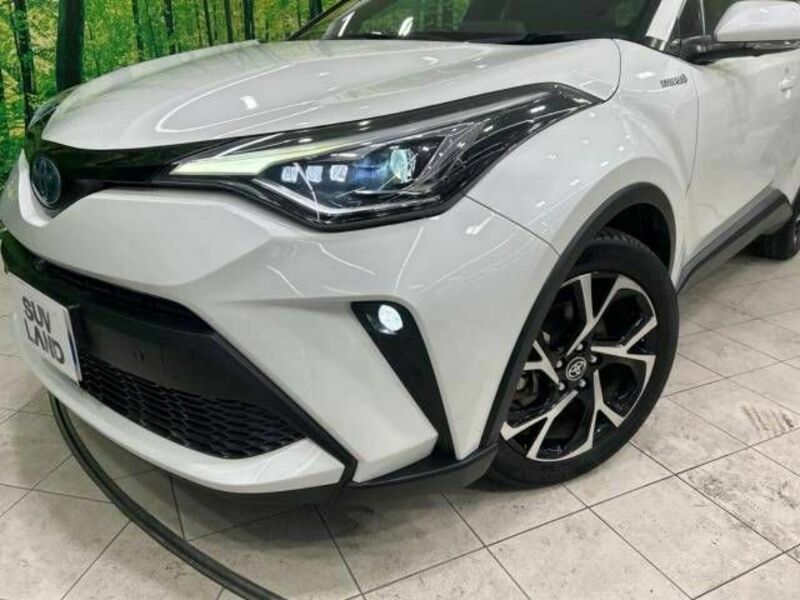 C-HR-12