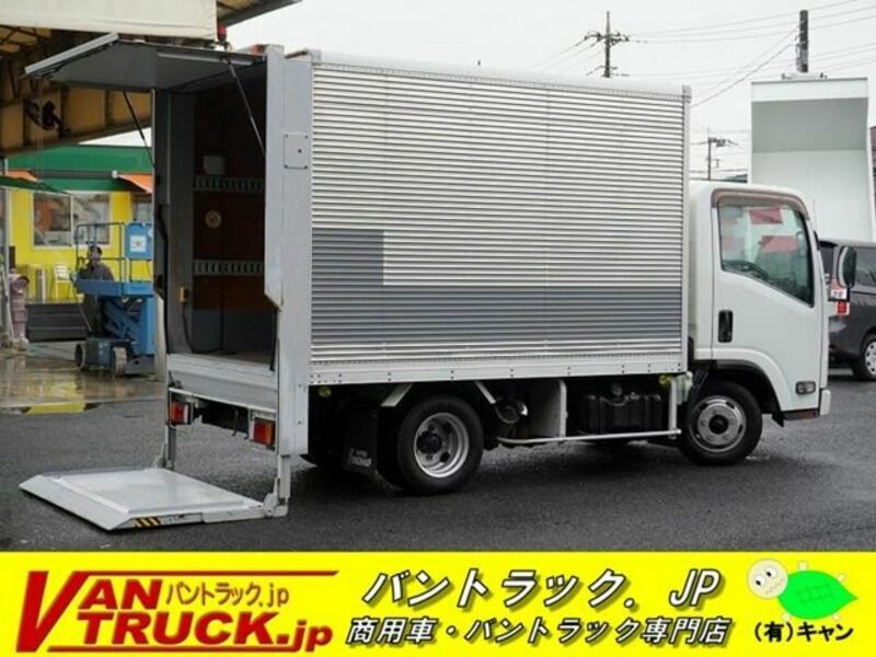 ISUZU　ELF