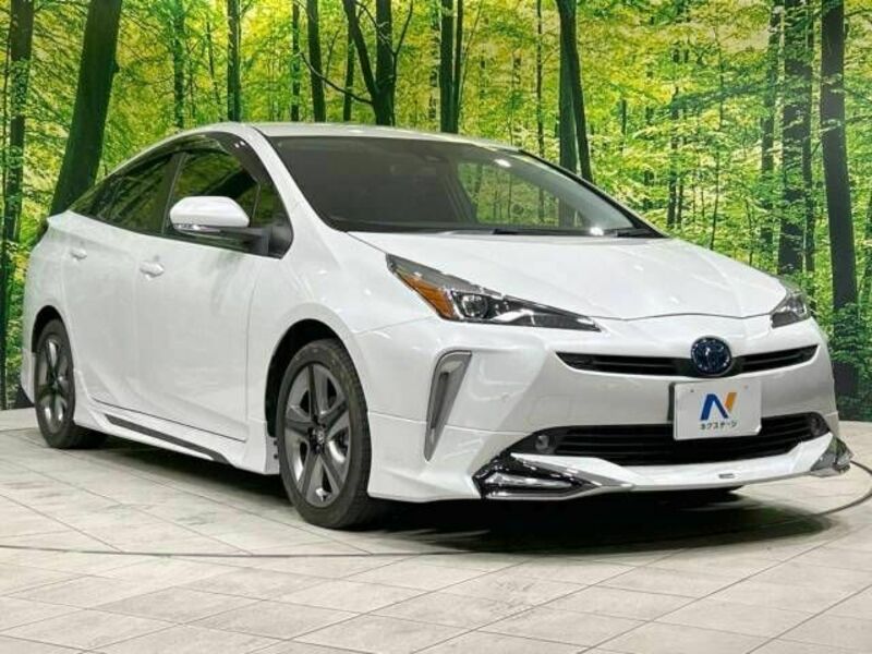 PRIUS-16