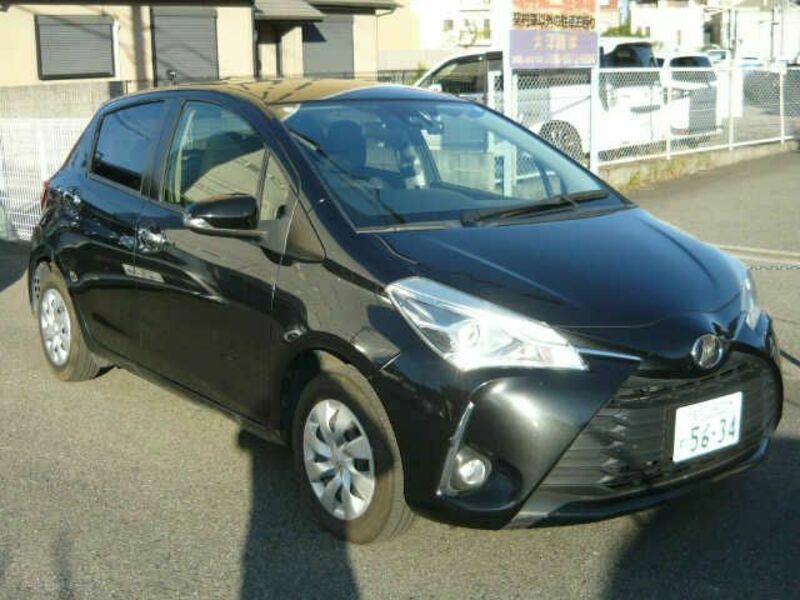 TOYOTA　VITZ