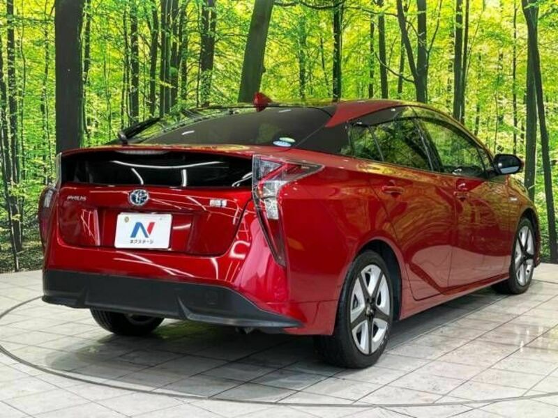 PRIUS-17