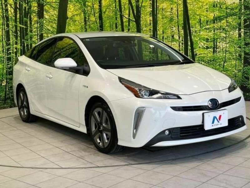 PRIUS-16