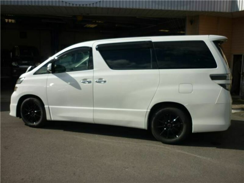 VELLFIRE-2