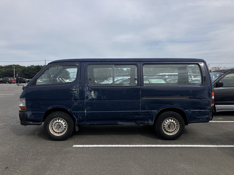 HIACE VAN-1