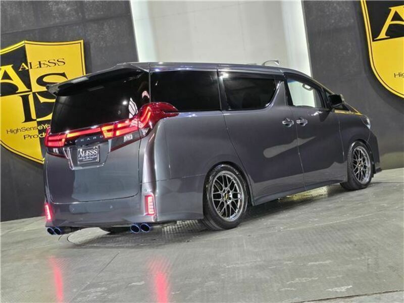 ALPHARD-32