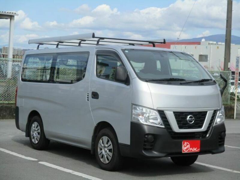 NISSAN　NV350 CARAVAN