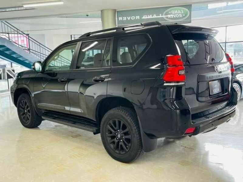 LAND CRUISER PRADO-4