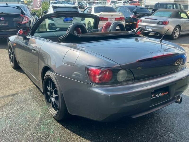 S2000-8