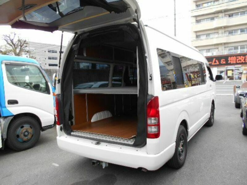 HIACE VAN-1