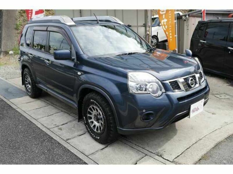 X-TRAIL