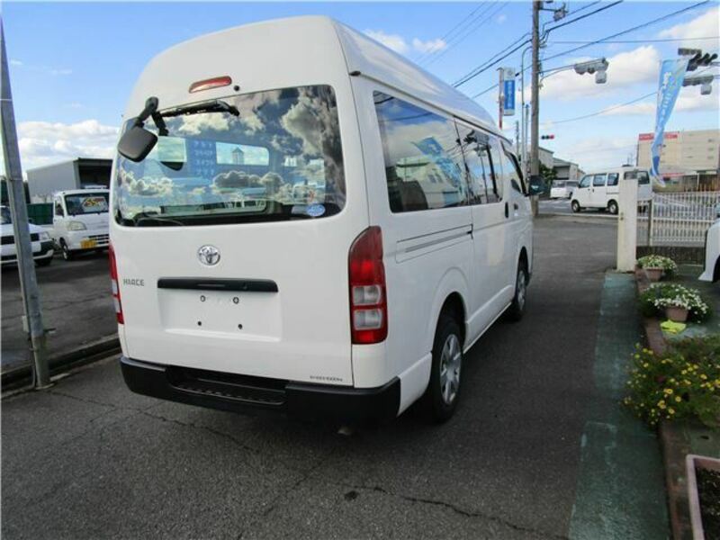 HIACE VAN-3