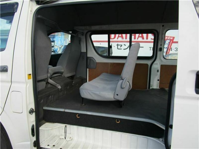 HIACE VAN-8