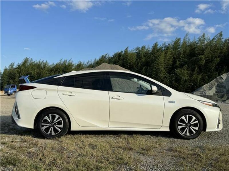 PRIUS PHV-7