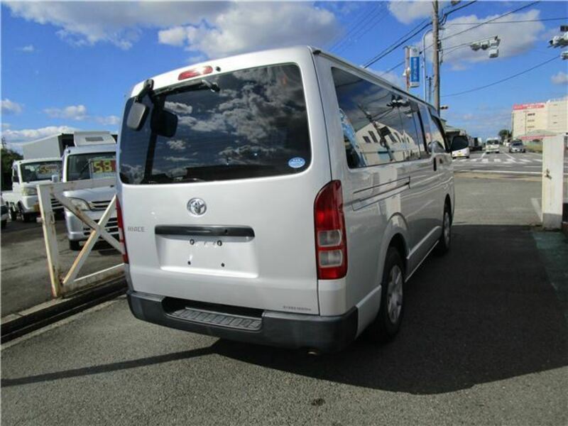 HIACE VAN-3