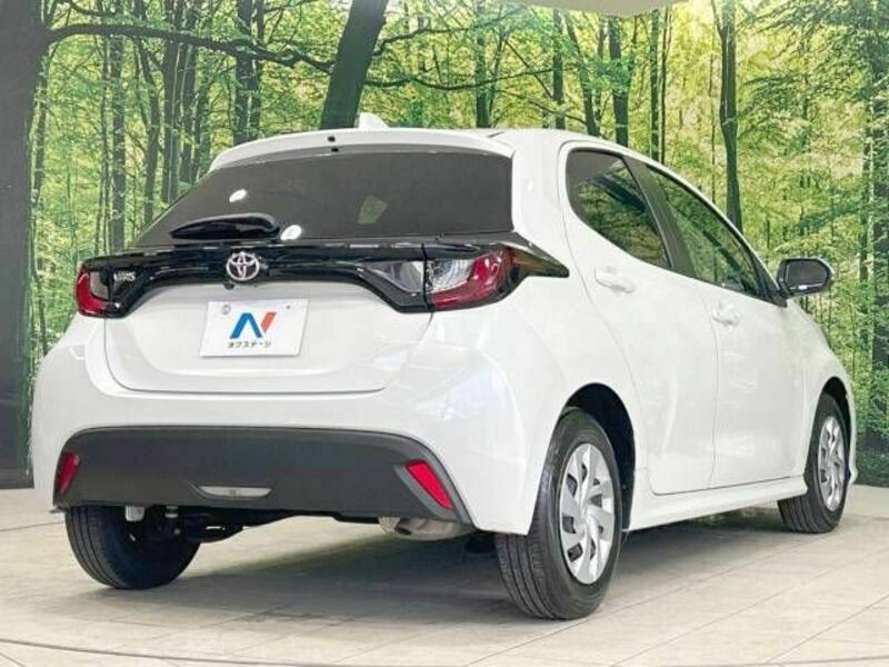 YARIS-17