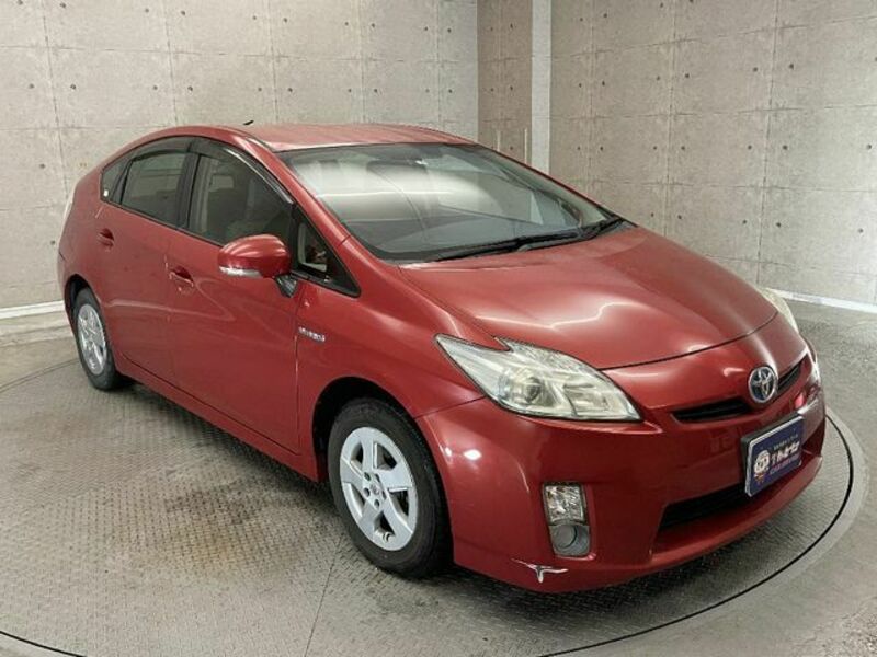 PRIUS-10