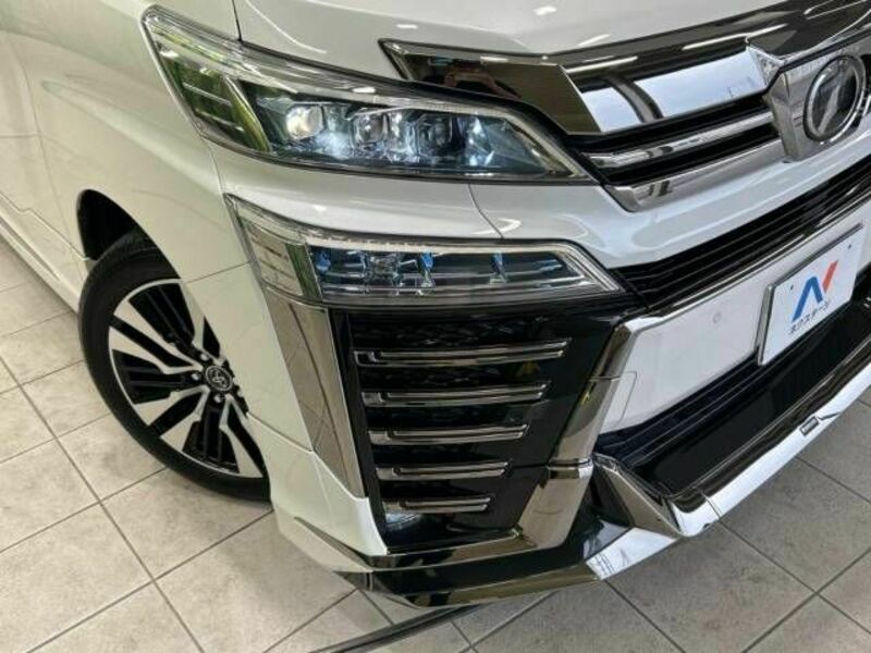 VELLFIRE-14