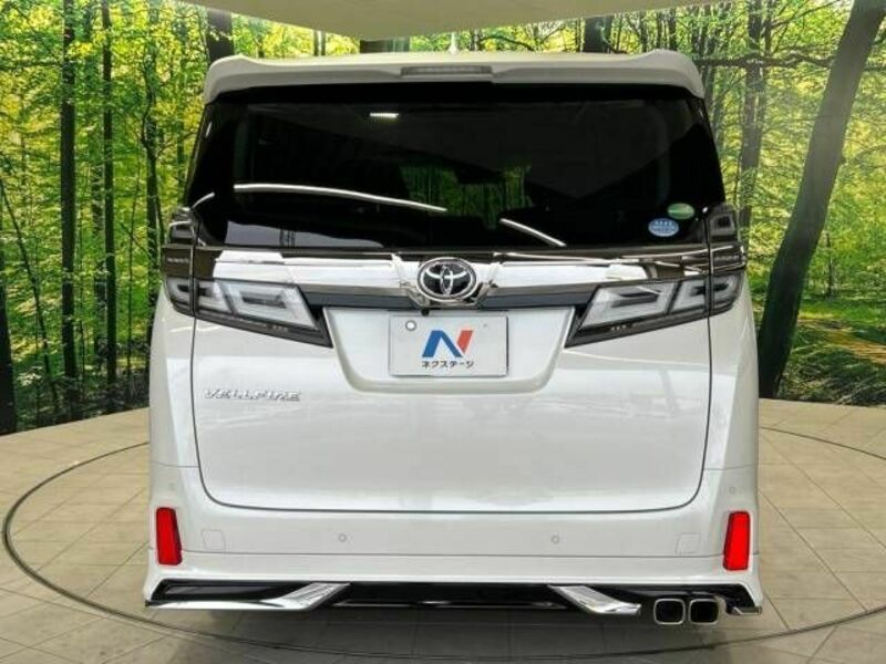 VELLFIRE-17