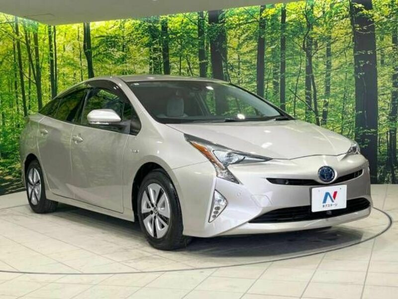 PRIUS-16