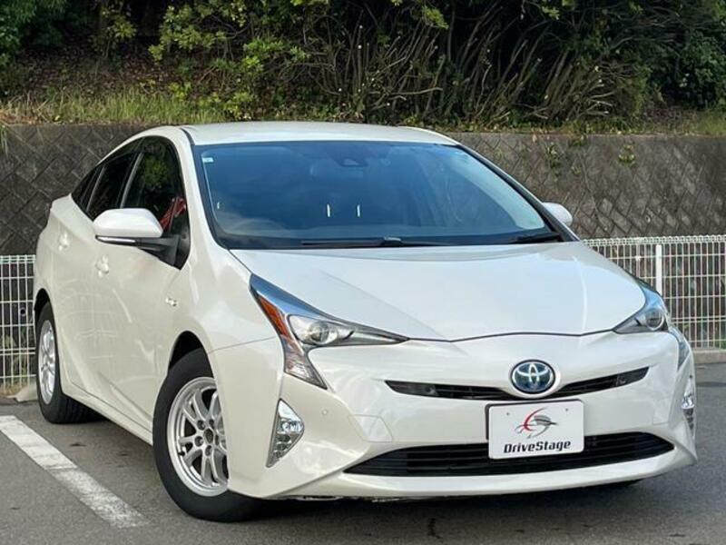 PRIUS-4