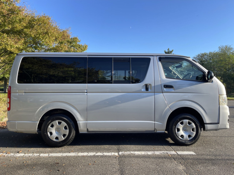 HIACE VAN-4