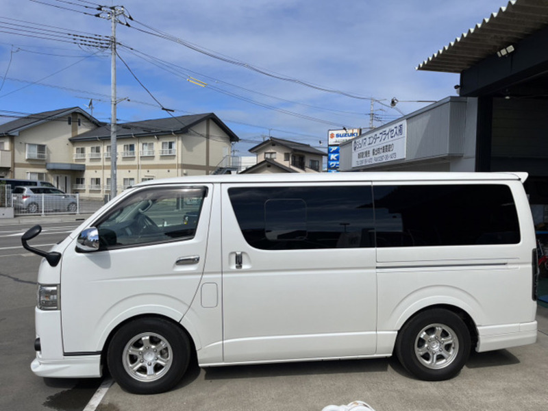 HIACE VAN-10