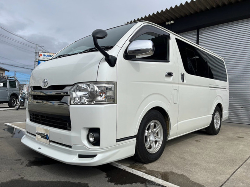 HIACE VAN