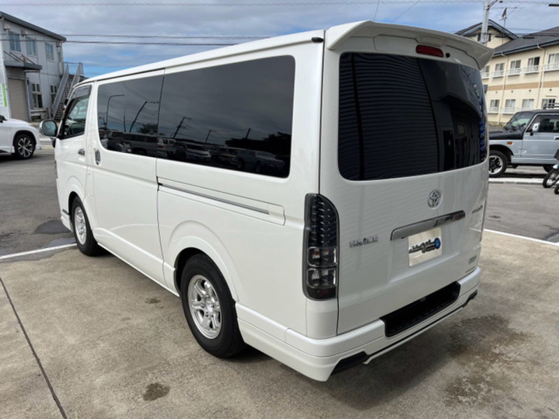 HIACE VAN-14