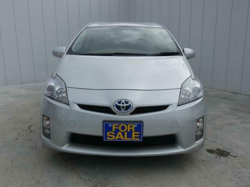 PRIUS-10