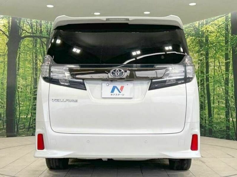 VELLFIRE-16