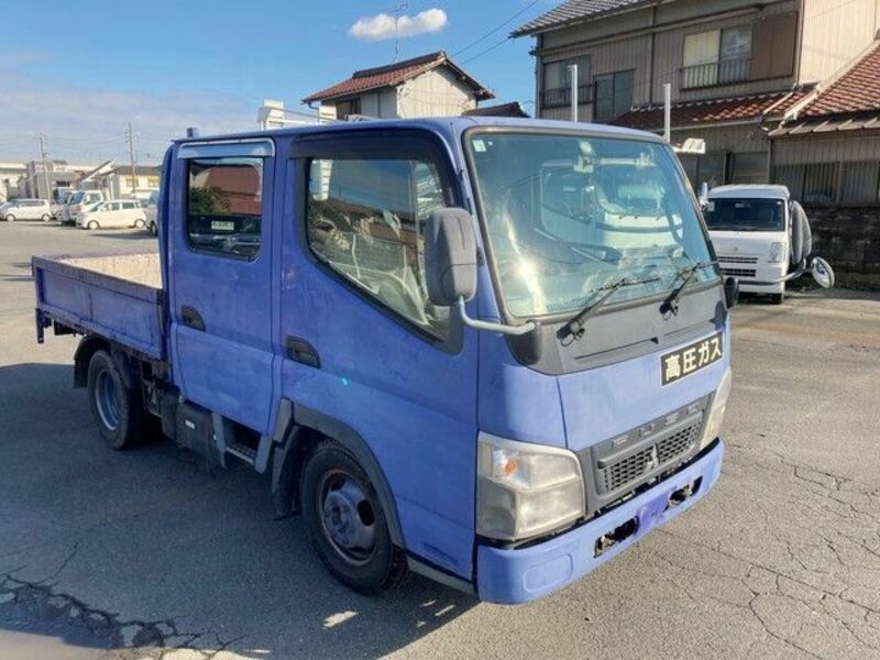 MITSUBISHI　CANTER