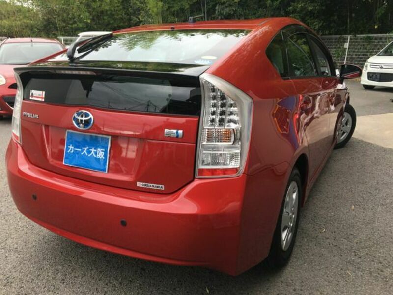 PRIUS-2