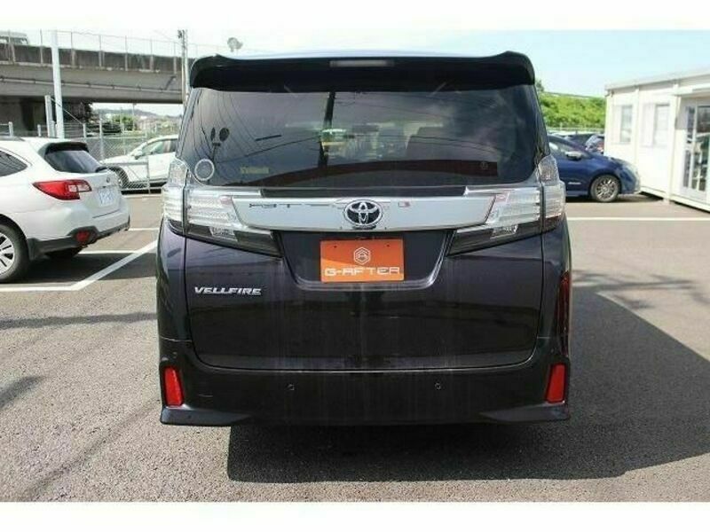 VELLFIRE-7