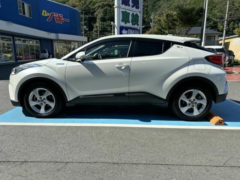 C-HR-6