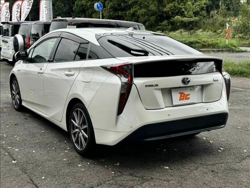 PRIUS-7