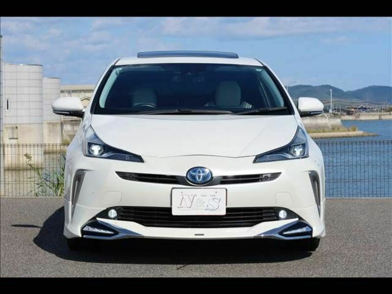 PRIUS-1