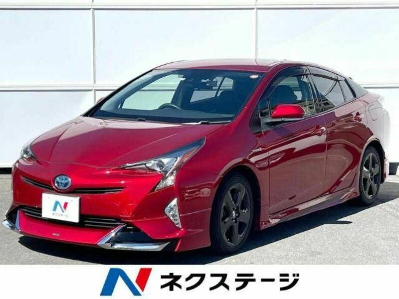 TOYOTA　PRIUS