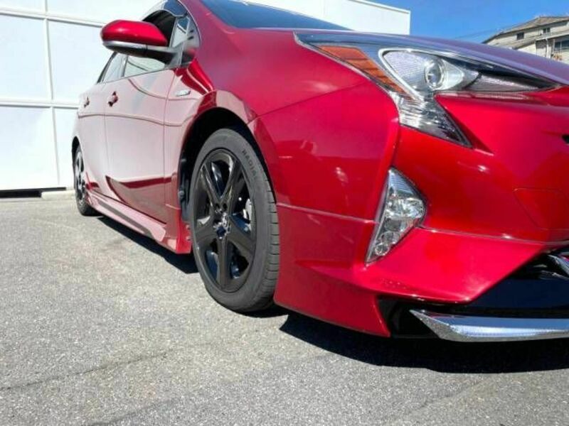 PRIUS-16