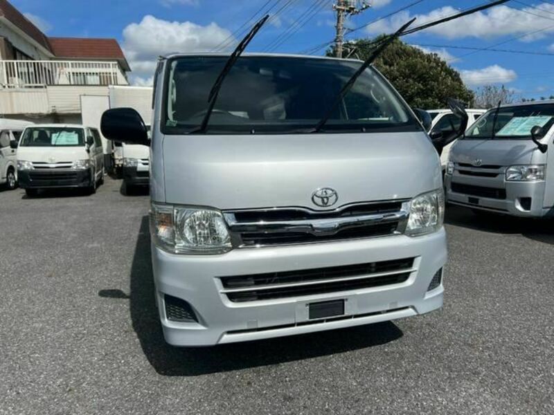 HIACE VAN-1