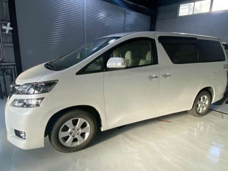 VELLFIRE-3