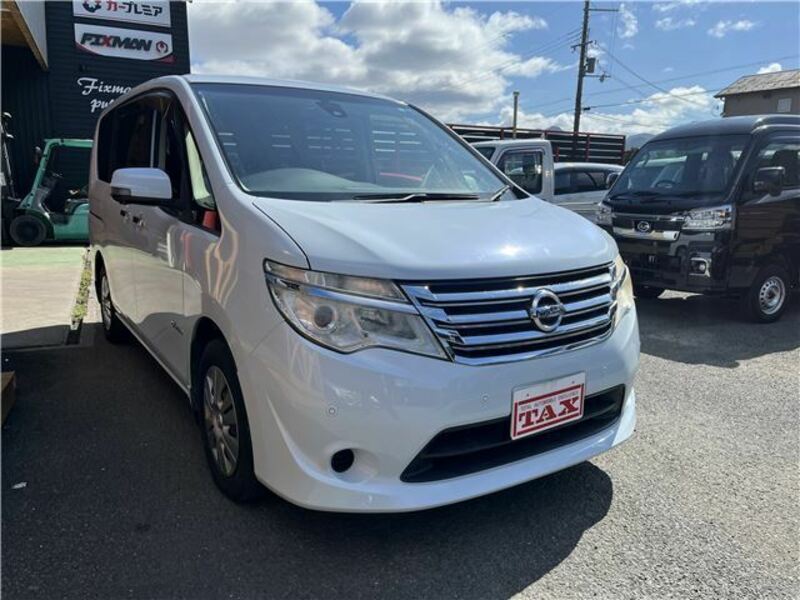 NISSAN　SERENA