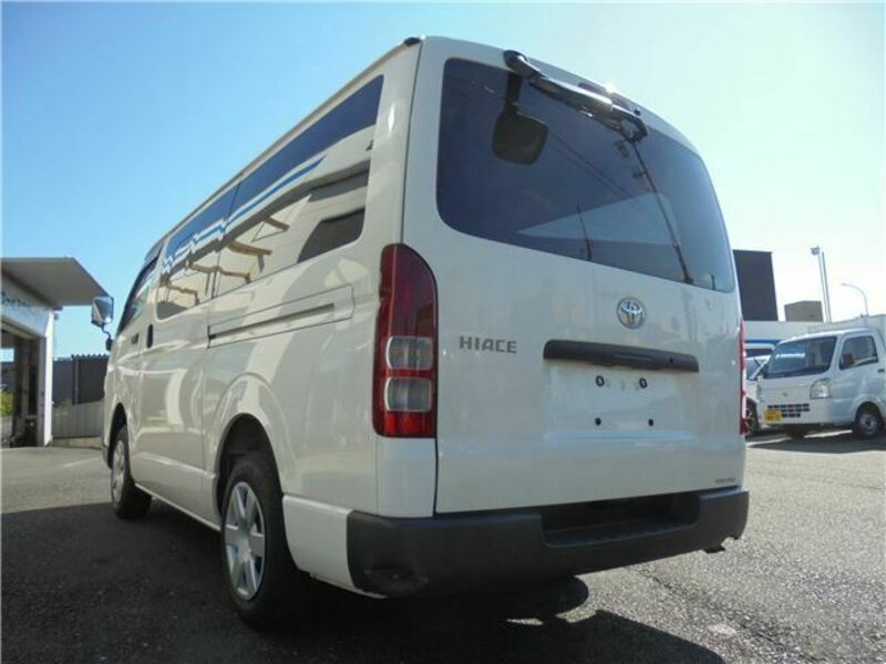 HIACE VAN-1