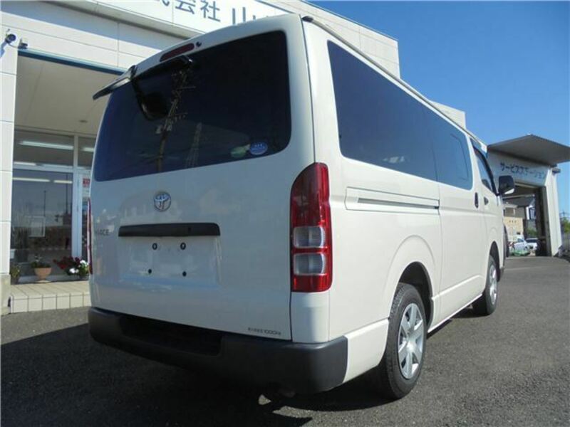 HIACE VAN-6