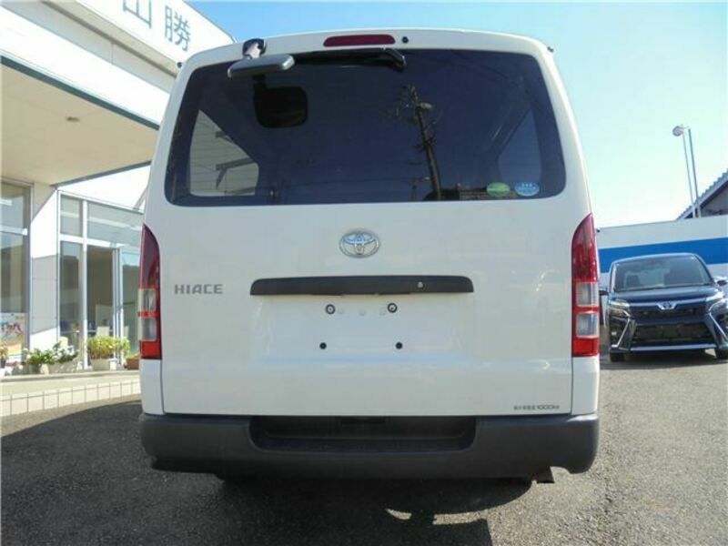 HIACE VAN-8