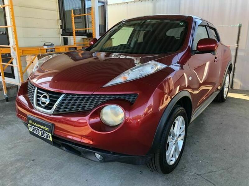 NISSAN　JUKE