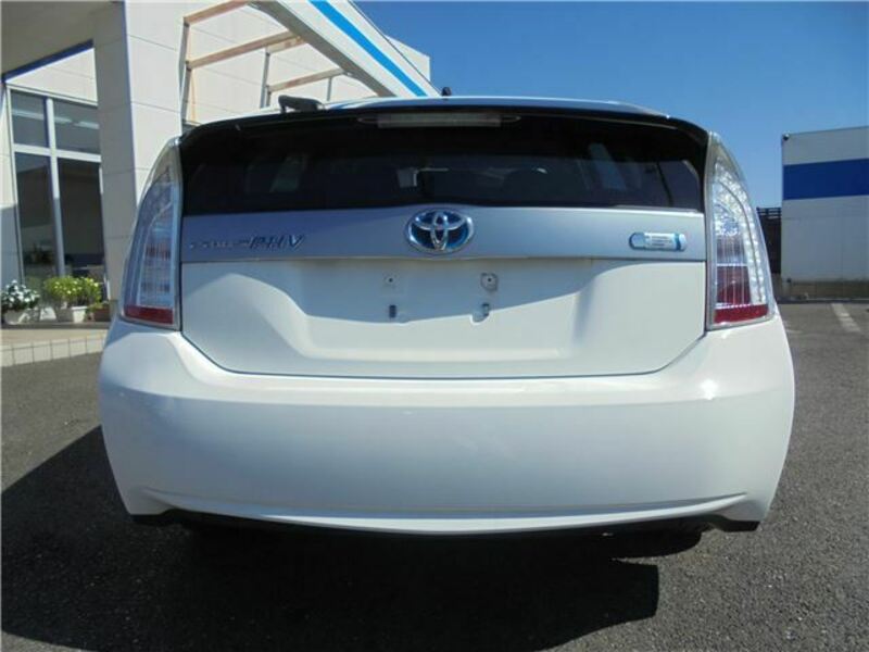 PRIUS PHV-8